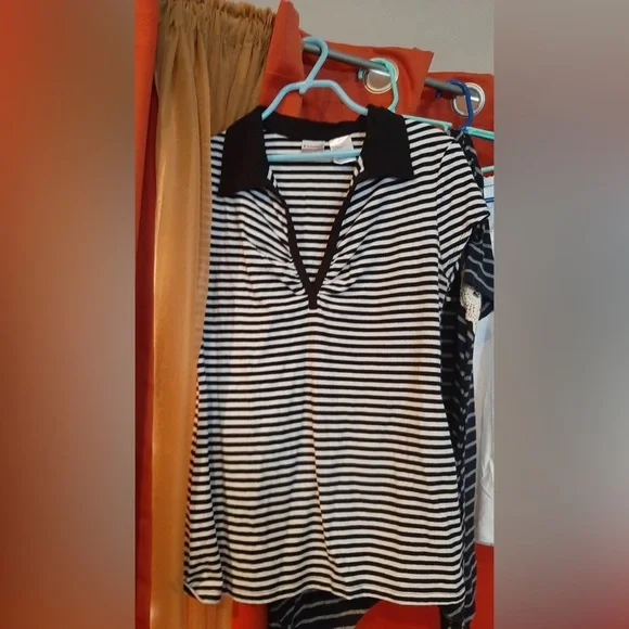 Lot Clothing Size Large Womens Bundle Tops Mixed
Lots of 5 Clothing Mixed Brands - Picture 6 of 8